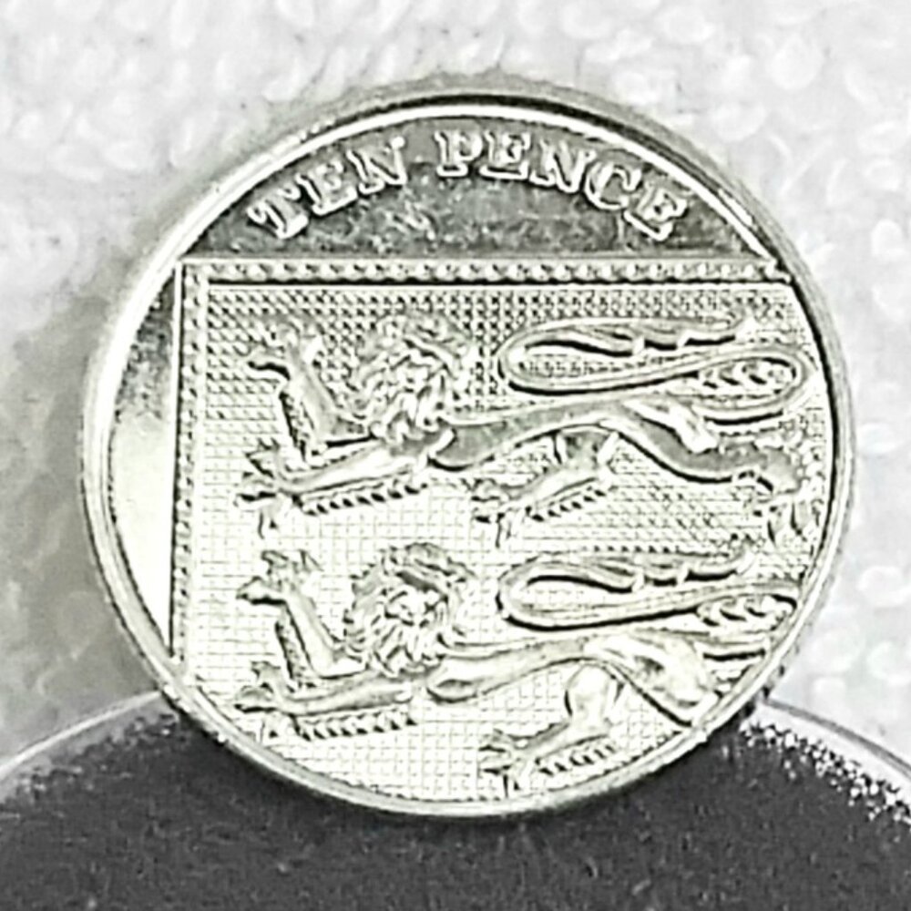 Circulated 2014 British Ten Pence Elizabeth II Coin Made of Nickel Plated Steel!